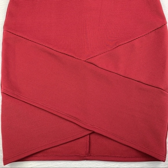 RED LIKE NEW JOE B BODY CON SKIRT - Picture 1 of 5